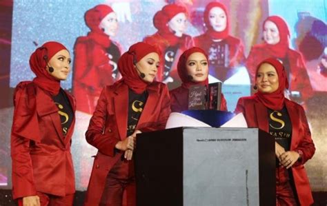 Siti nur syafiqa amirol melvin. Shaheizy Sam 'menumpang' Syatilla Melvin? - Metro Daily