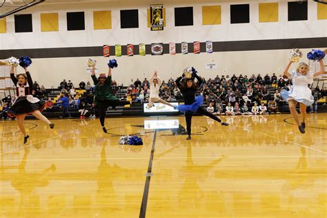 Boone Grove Dance Team During Halftime 51728 David Centifanto Flickr