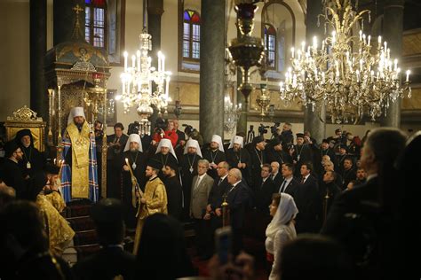 Ukrainian Orthodox Church Breaks Away From Russian Influence Ap News