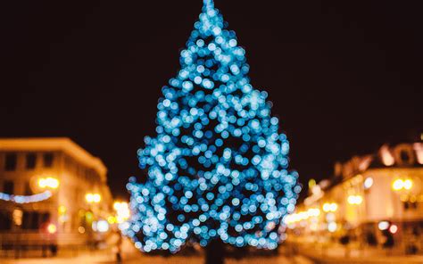 Christmas Tree At Night Hd Wallpaper 15 Retina Macbook Pro Hd