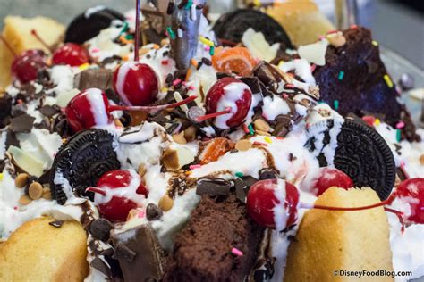 0 ratings0% found this document useful (0 votes). #OnTheList: The Kitchen Sink Sundae — and Chocolate Lovers ...