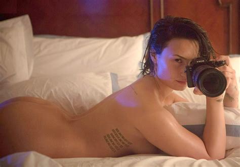 Demi Lovato Leaks New Set Of Nude Photos Celebrity Sex Tape