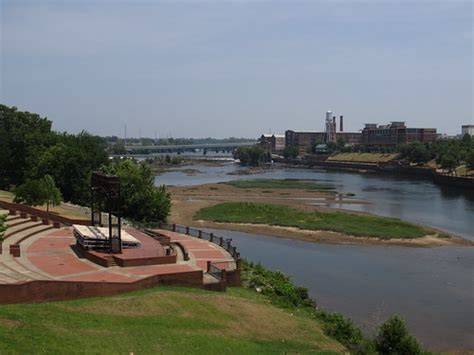 Chattahoochee River Between Phenix City Alabama And Colum Flickr