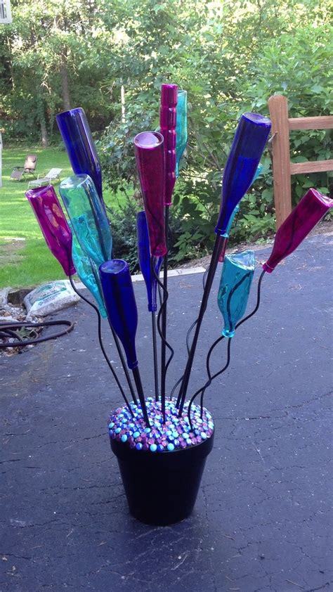 Bottle Tree Garden Decor Easy To Make Bottle Trees Pinterest