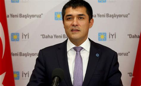 Saltuk buğra kavuncu i̇yi̇ parti genel i̇dare kurulu üyesi, parti sözcüsü ve i̇yi̇ parti i̇stanbul i̇l buğra kavuncu, 1973 yılında ankara'da doğan buğra kavuncu, baba tarafından aslen adana ceyhanlıdır. İYİ Partili Buğra Kavuncu'ya FETÖ soruşturması