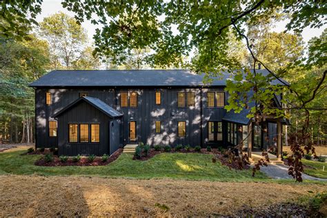 Black Beauty A Modern Tennessee Farmhouse Leslie Brown Photography