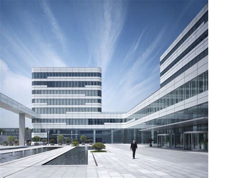Gmp Data Centre of China Life Insurance Shanghai | Floornature