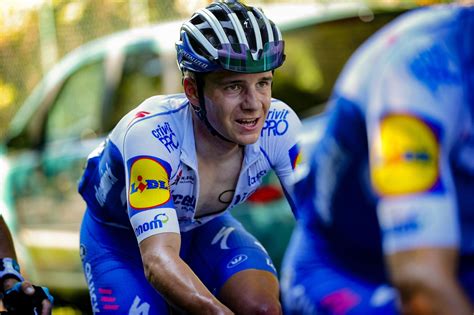 He is the son of patrick evenepoel, a former racing cyclist who won the 1993 grand prix de wallonie. Remco Evenepoel mag het ziekenhuis verlaten - De Standaard