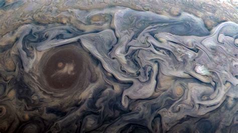 Juno Exposes Dramatic Atmospheric Features Of Jupiter