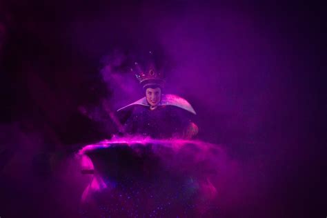 Evil Queen In Fantasmic Disney Hollywood Studios Flickr