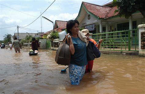 Imej kuala lumpur sebagai ibu negara malaysia. AiRku..Air MaLaySia: Kesan-Kesan Banjir