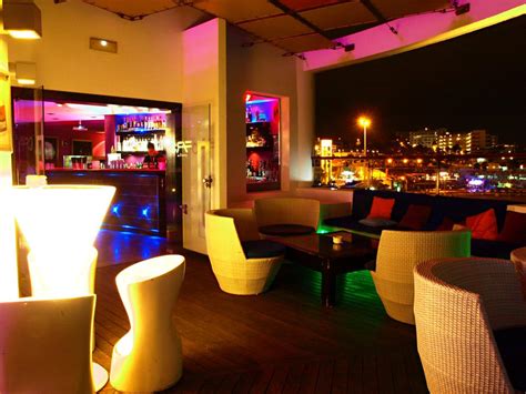 Los cristianos es una ciudad situada en el municipio de arona, en la isla de tenerife, canarias, españa. The Best Nightlife In Tenerife