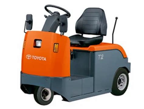 Toyota 4cbt Series Tow Truck Sit Down Type At Best Price In Bengaluru