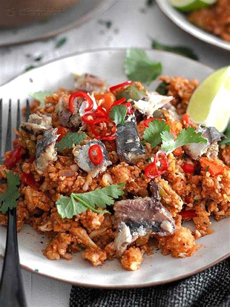Wild planet wild sardines in extra virgin olive oil is our best pick on our list as extra virgin oil, sea salt is used to make the sardines. Low-Carb Spiced Cauli-Rice with Sardines | KetoDiet Blog
