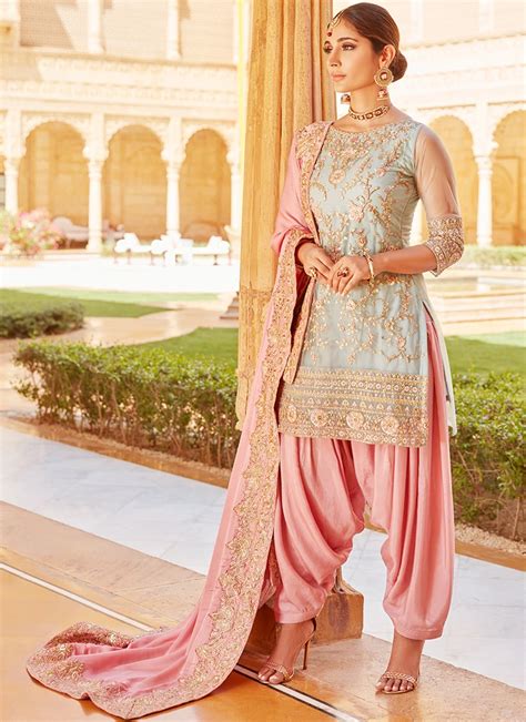 Mint And Pink Embroidered Punjabi Suit Lashkaraa Punjabi Suits Party Wear Indian Suits