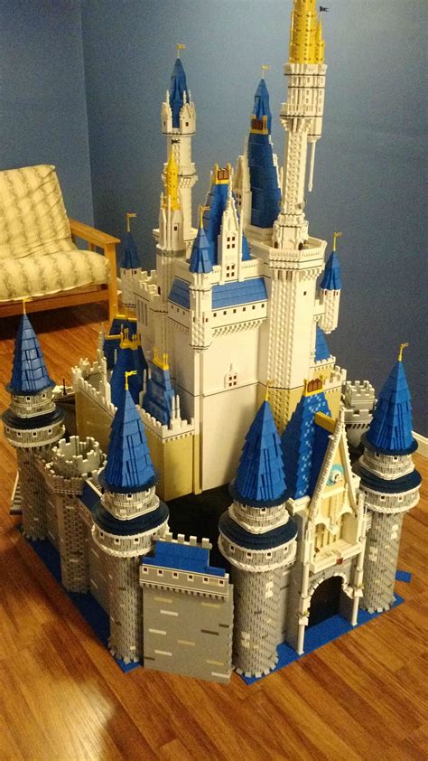 This Amazing Cinderellas Castle Took 50000 Lego And 5 Months To Build