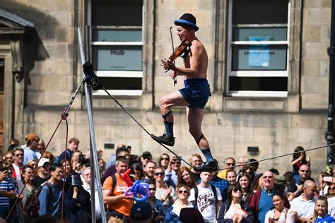 The Ultimate Guide To Edinburghs Fringe Festival For First Timers
