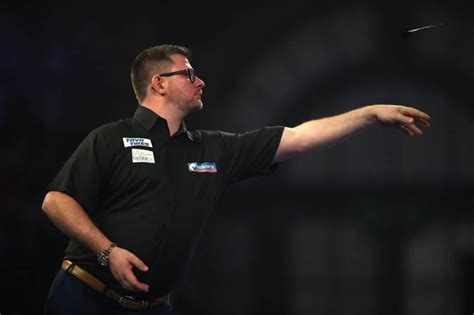 Premier league darts — ist eine turnierserie die seit 2005 von der professional darts corporation (pdc) ausgetragen wird. Premier League Darts gaat weer van start