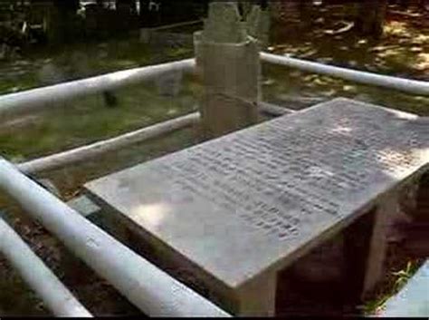 How adoniram judson's new testament translation was kept safe in burma. Adoniram Judson (1788-1850) | Familypedia | FANDOM powered ...