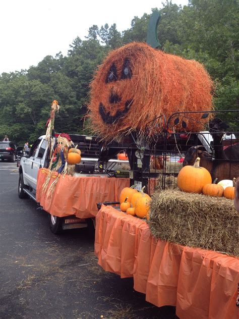 Pumpkin Patch Parade Float | Halloween parade float, Parade float diy, Parade float