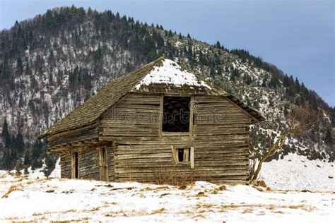 Old Wooden Barn In The Countryside In The Winter Stock Image Image