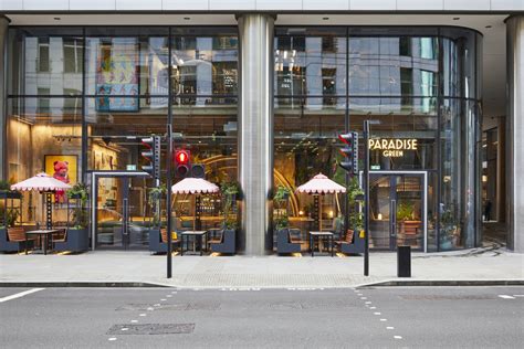 LOCATION - PARADISE — DAISY | GREEN