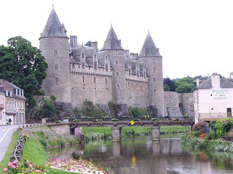 Map of pontivy (brittany / france), satellite view: Josselin - Wikipedia