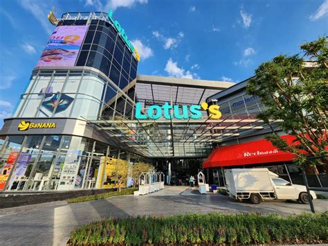 Bangkok Post Lotuss Opens Flagship Lifestyle Store