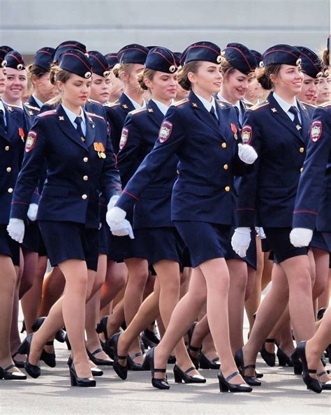 pin by hakan falez on women in uniform military women military girl sexy flight attendant