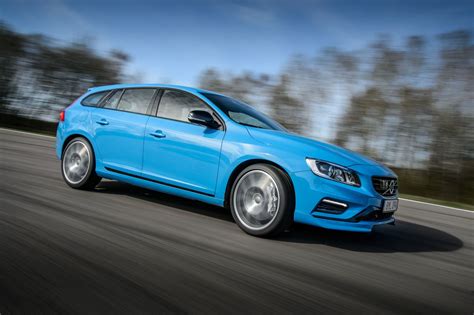 We are all in, guiding our industry forward through pure, progressive, performance. VOLVO V60 Polestar specs & photos - 2014, 2015, 2016, 2017 ...
