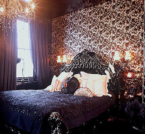 Thirteen Gothic Bedrooms Homemydesign