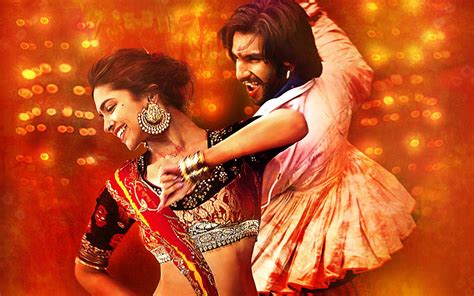 Deepika Padukone And Ranveer Singh Goliyon Ki Rasleela Ram Leela Ram Leela Deepika Padukone