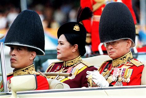 Bhumibol Adulyadej 88 People’s King Of Thailand Dies After 7 Decade Reign The New York Times