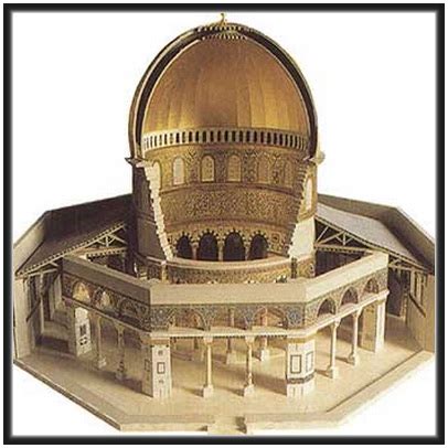 Berbagai upaya digunakan untuk mengalihkan umat islam dari agamanya. Arsitektur: Arsitektur Islam