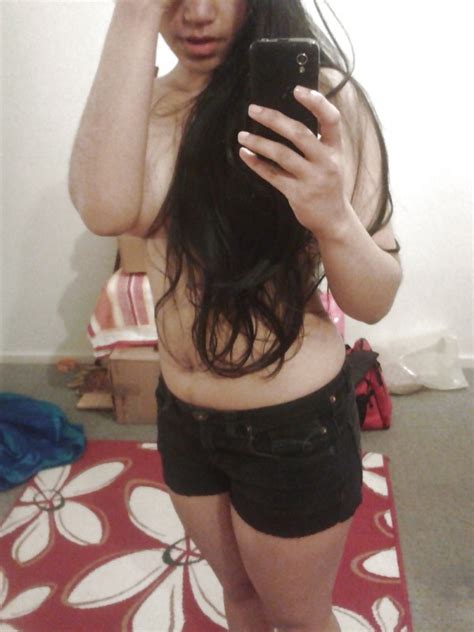The Funtoosh Page Have Funbath Hot Indian College Girl From Delhi Naked Selfshot Pics