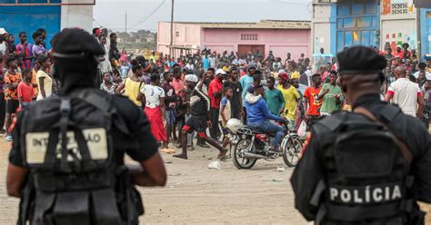 Governo Angolano Aprova Aumentos Para Polícia E Exército Na Primeira