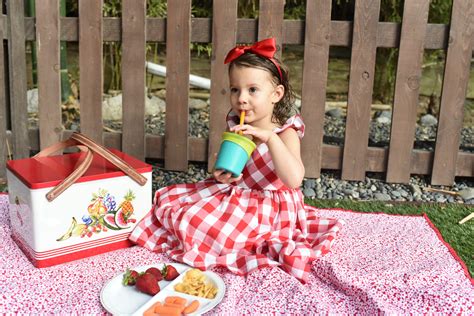 4 Fun Simple Summer Outdoor Activities For Kids The Cuteness