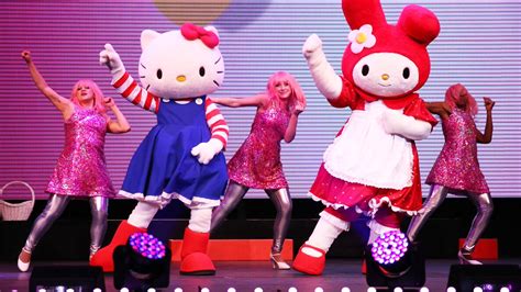 A Hello Kitty Store Is Opening At Universal Orlando Racked Miami