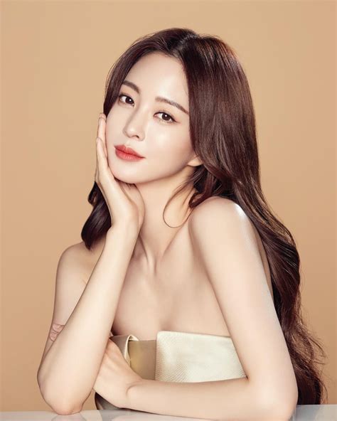 오페라미룩스 led마스크 ad Han Ye Seul Beautiful Asian Women Most