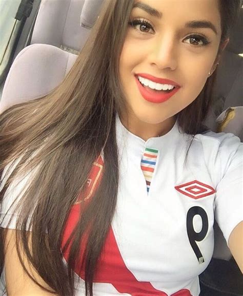 Hinchas Peruanas│hinchas Peruanos│hinchas Peruanos En El Estadio