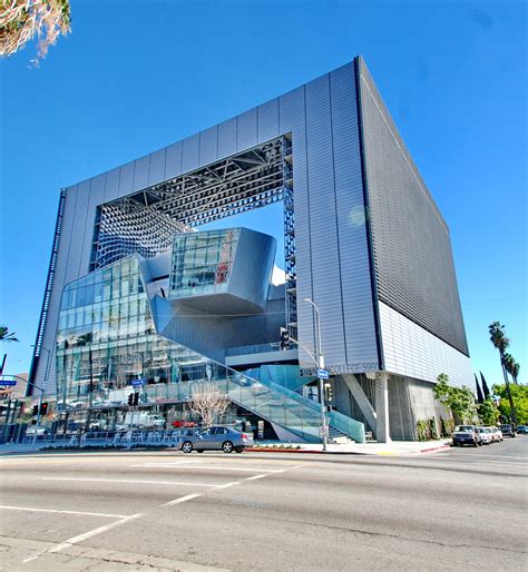 Thom Mayne Morphosis Emerson College Los Angeles Architecture For