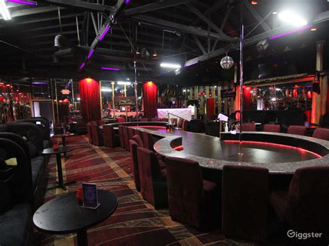 Strip Club With Big Dressing Room Rent This Location On Giggster