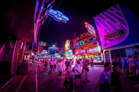 Pattaya Nightlife Guide On Bars Sexy Girls And Prices In 2018