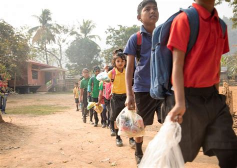Yuran tertakluk kepada 7% gst bermula 1 november 2020. Sekolah Ini Terima Sampah Sebagai Yuran Pengajian | Iluminasi
