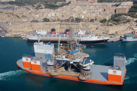 The boskalis heavy transport vessel dockwise vanguard loaded heerema's on october 10 (2013) costa contracted with boskalis for availability of dockwise vanguard during the summer of 2014 to. Small Potatoes…Boskalis Drydocks Semi-Submersible Rig on ...