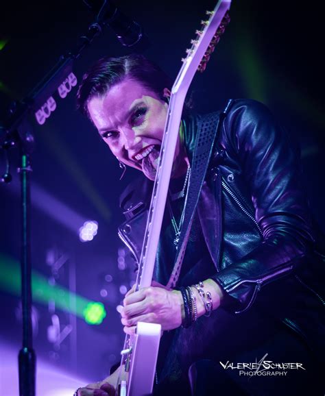 Live Review Halestorm In Munich Germany November 16 2019 Metal