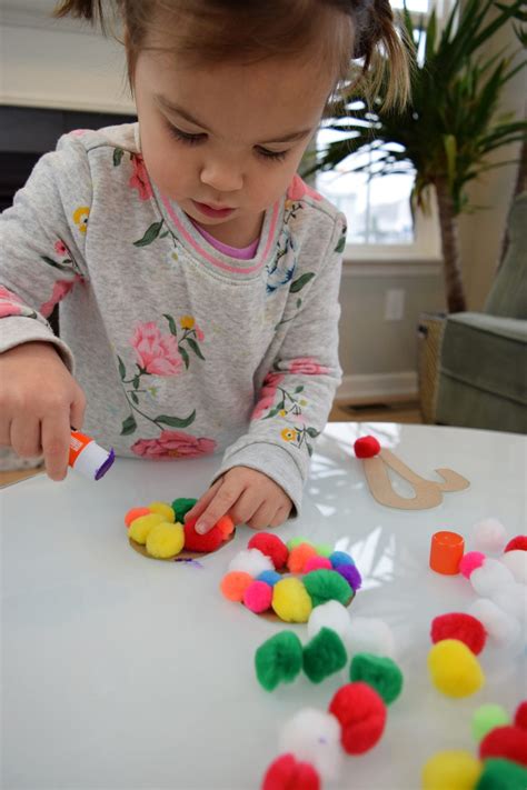 3 Easy Pom Pom Ornament Crafts For Kids 2020 Entertain