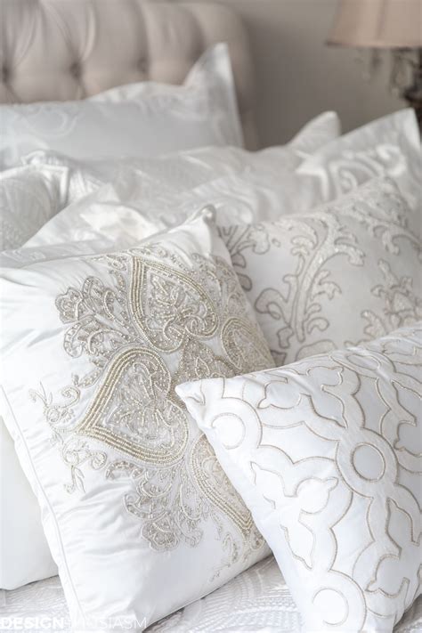 White Bedding Refresh Your Home With Luxury Bed Linens