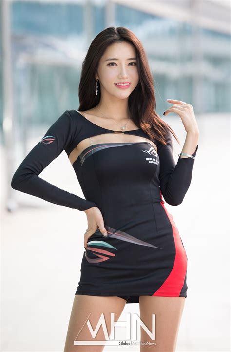 韓国のキャンギャルIm Sola様の美脚がエロすぎる足フェチ画像25pics 脚フェチ天国 美しいアジア人女性 ファッション