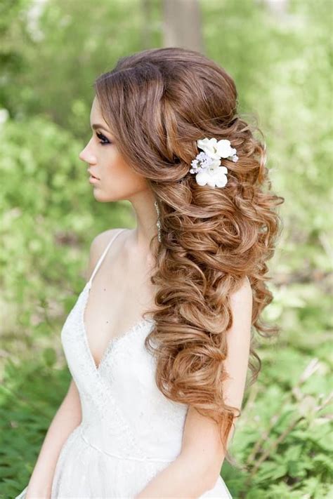 Wedding Hairstyles For A Gorgeous Wavy Look Long Hair Wedding Styles